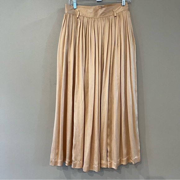 SOLD - Picture 3 of 11